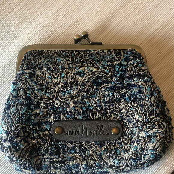 Large coin purse or cosmetic bag! NWT - Picture 5 of 6